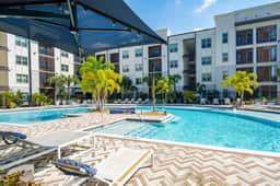 Beachy Escape: 2BR/2BA w./ Pool, Gym, and Theater - Image 2
