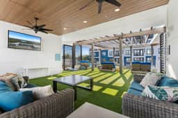 Oceanside Retreat 2BR/2BA Near Atlantic Beach - Image 2