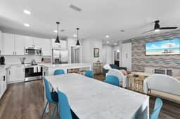 Sunshine Escape for up to 16: 7BR/6BA, Pool & Gym - Image 3