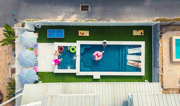 The SkyDeck Surf House - Image 3