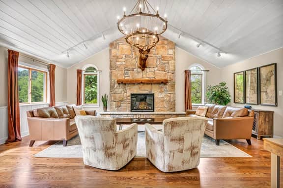 Couples Retreat | Hot Tub | Ponds | Trails | Fires - Image 4