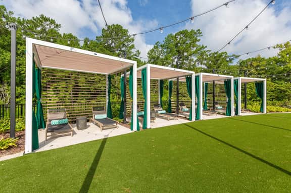 Beachy Getaway: 3BR/3BA Posh Units w./ Pool & Gym - Image 3